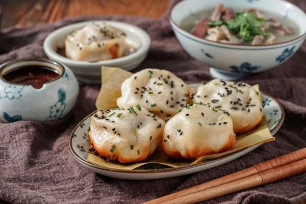 Bánh bao chiên nước Thượng Hải 